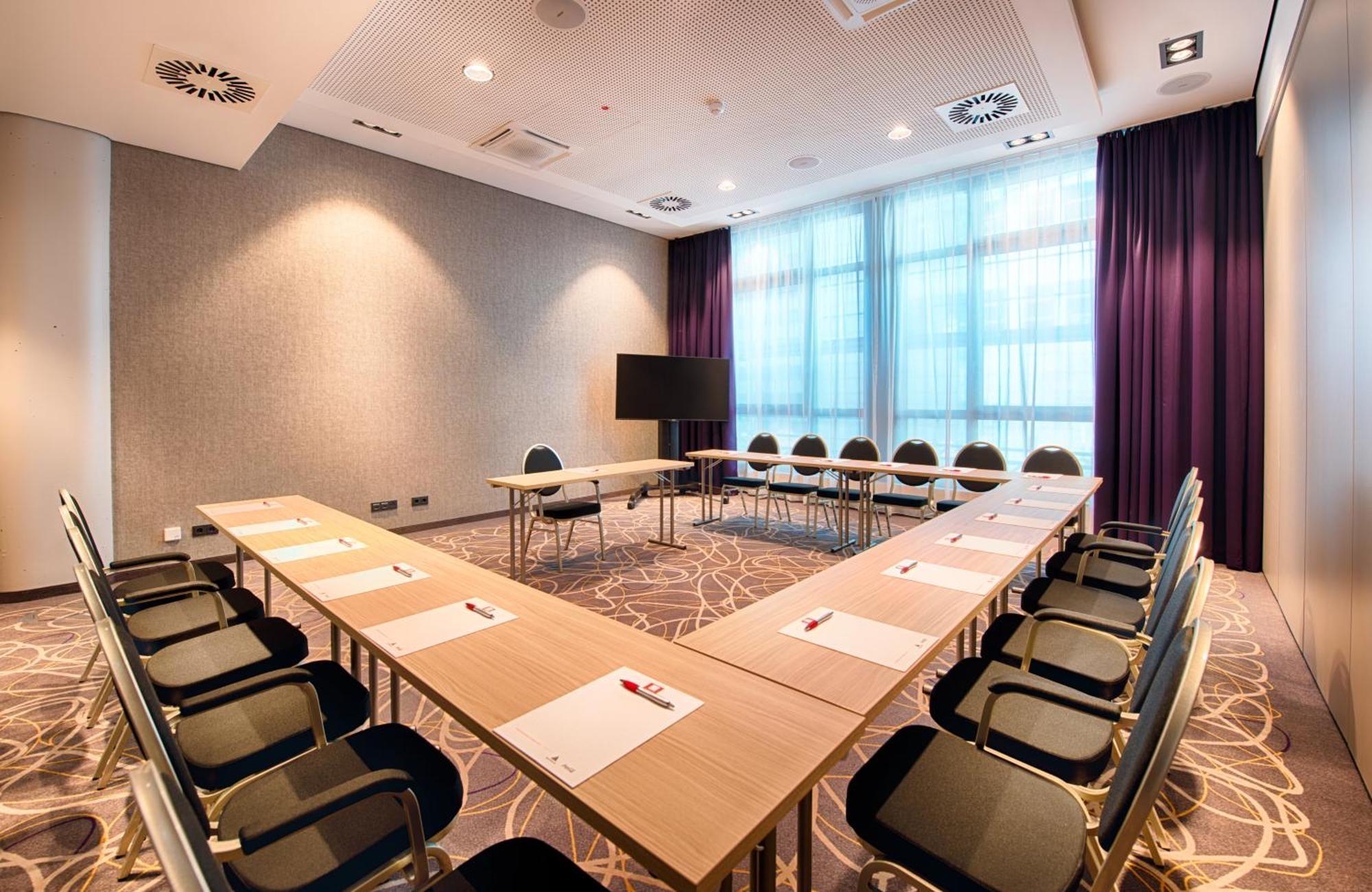 Leonardo Hotel Wolfsburg City Center Екстериор снимка