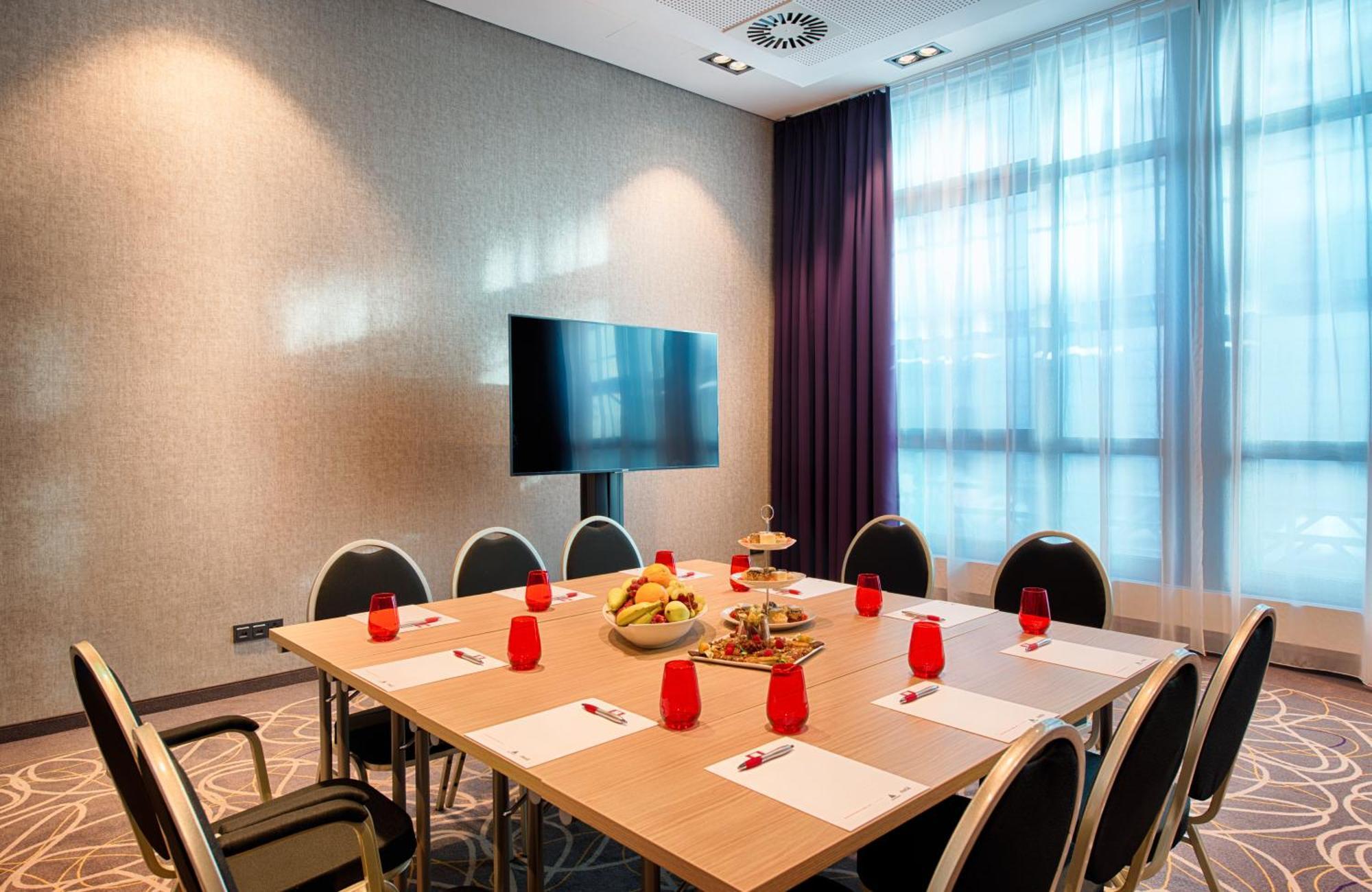 Leonardo Hotel Wolfsburg City Center Екстериор снимка