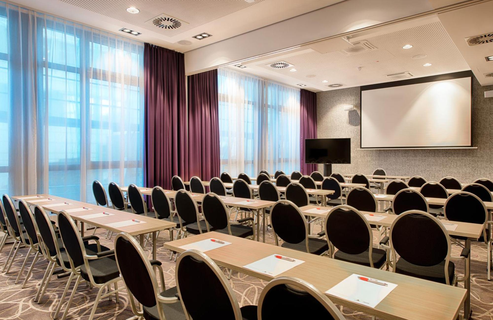 Leonardo Hotel Wolfsburg City Center Екстериор снимка